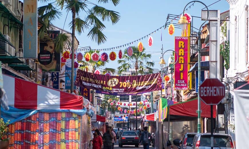 Orang ramai yang lebih ramai dijangka di Little India hujung minggu ini