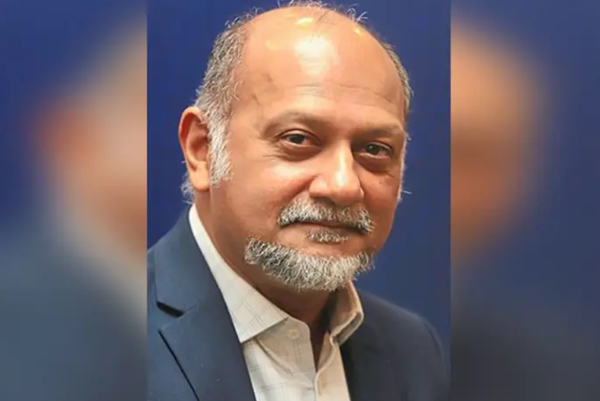 国家人工智能办公室研究AI对就业的影响，并提出保障工人福利的建议